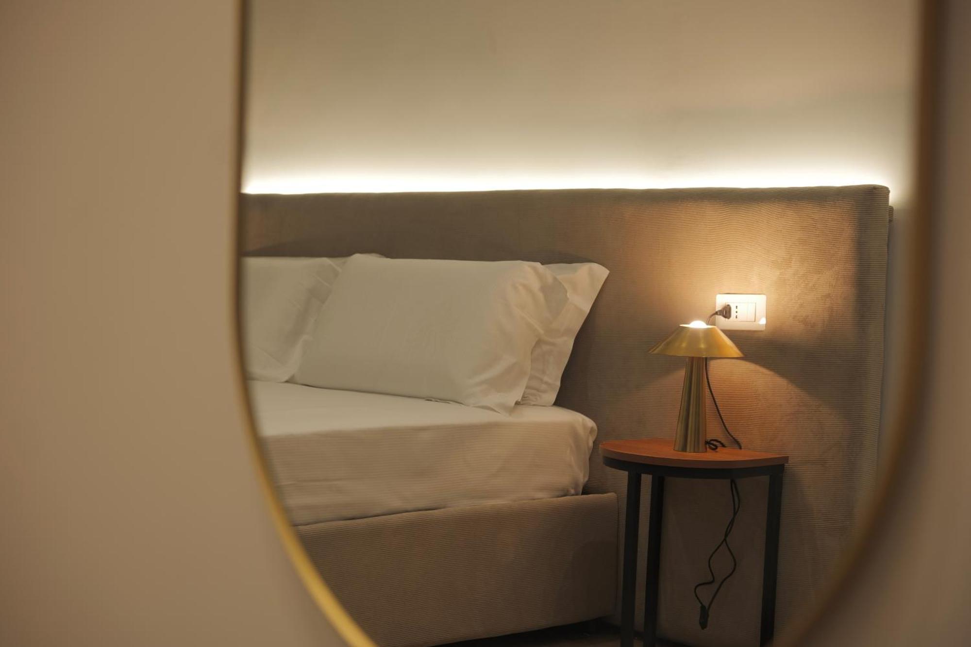 Toledo Luxury Rooms - Lr Collection Neapel Exteriör bild